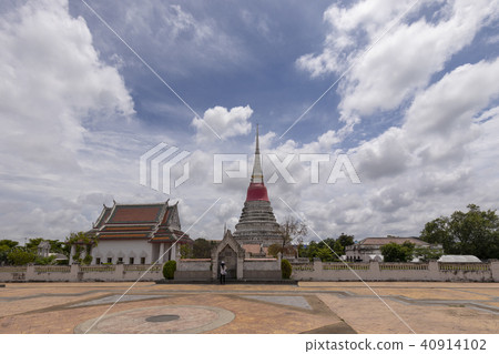Thai pagoda Plasamut Chedi Thai pagoda Plasamut Chedi 40914102