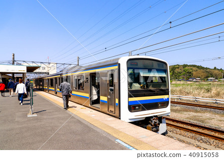 Close up of A Japan Railway train arriving 40915058