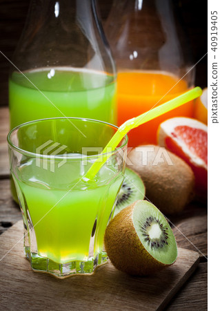 Fruit and juice. Fruit and juice. 40919405
