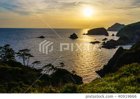 (靜岡縣)Oku Ishikari Hiriso的海岸線日落 (靜岡縣)Oku Ishikari Hiriso的海岸線日落 40919666