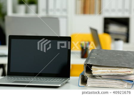 Empty workplace in office closeup 40921676