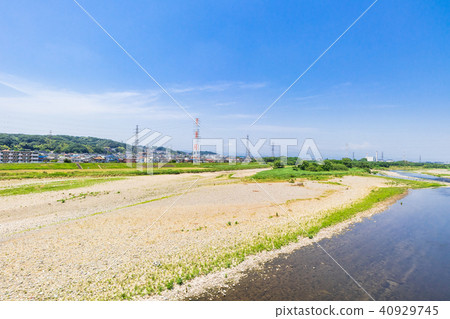 Fuchu Yotsuya Bridge附近的多摩川河床 Fuchu Yotsuya Bridge附近的多摩川河床 40929745
