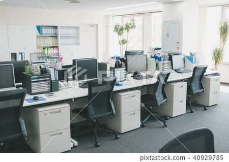 office, offices, desk 40929785