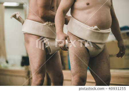 sumo wrestler's loincloth, tighten, sumo 40931255