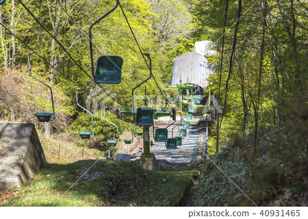 Kenzan mountain climbing lift 40931465
