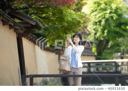 中年婦女旅行形象 40931630