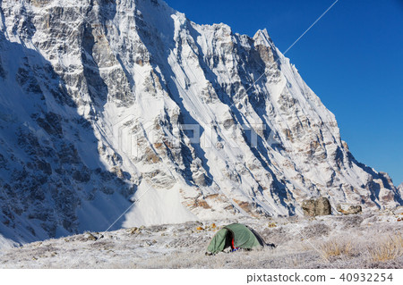 Kanchenjunga region 40932254