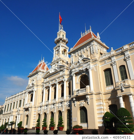 Ho Chi Minh People's Committee Government building 40934531