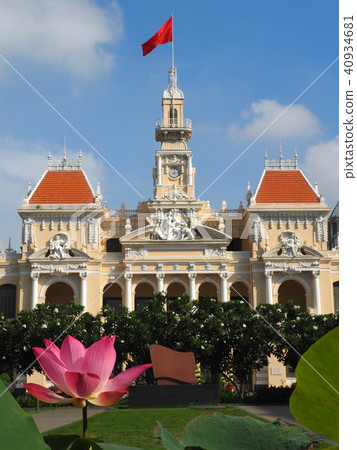 Ho Chi Minh People's Committee Government building 40934681