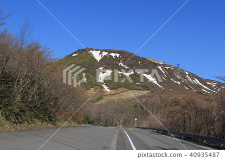 Mt. Chosato deduced from Nasu Takahara line (Tochigi prefectural highway No. 17) Mt. Chosato deduced from Nasu Takahara line (Tochigi prefectural highway No. 17) 40935487