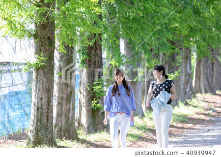 Women's Journey Image Outdoor Leisure Outing 40939947