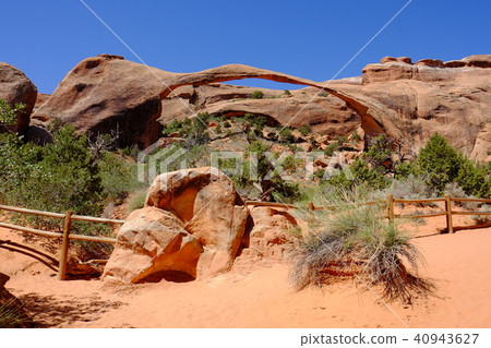 Landscape Arch Landscape Arch 40943627
