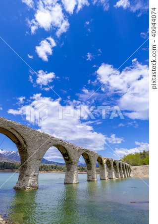 Hokkaido Tauschwetsu River bridge 40944074