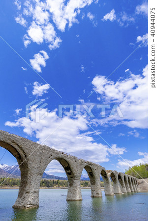 Hokkaido Tauschwetsu River bridge 40944075