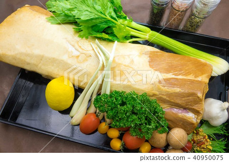 Roast Ham Log Roast Ham Log 40950075