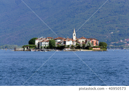 Madre Island Como Lake Borromeo Archipelago Palace 40950573