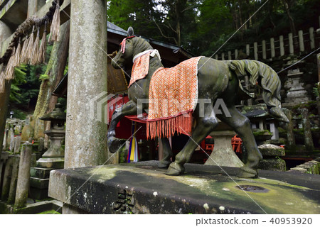 Fushimi Inari Taisha Inarizan Okumura Omega Fushimi Inari Taisha Inarizan Okumura Omega 40953920
