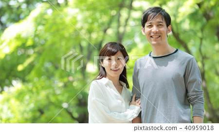 新的綠色中間夫婦 40959018