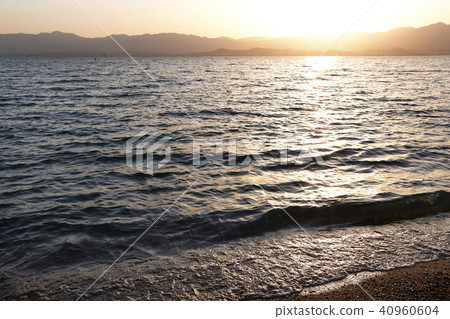 Evening view of Lake Biwa in Yasu city Evening view of Lake Biwa in Yasu city 40960604