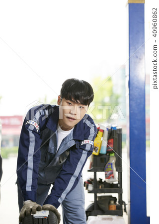 Part-time workshop 40960862