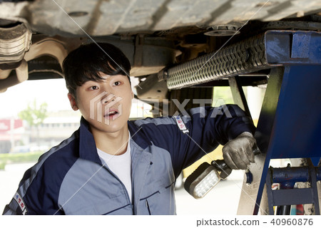 Part-time workshop 40960876