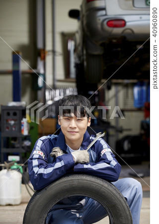 Part-time workshop 40960890