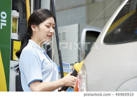 Part-time job, gas station Part-time job, gas station 40960910