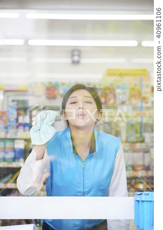 Part time, convenience store 40961106