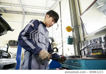 Part-time workshop Part-time workshop 40961221