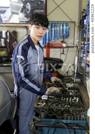 Part-time workshop Part-time workshop 40961229