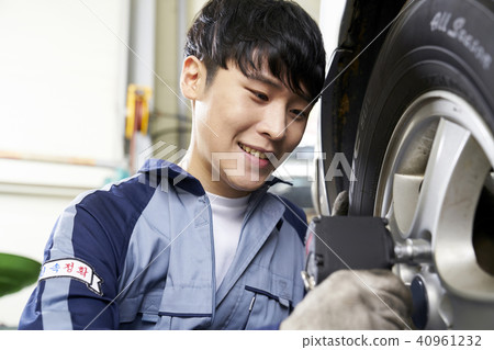 Part-time workshop Part-time workshop 40961232