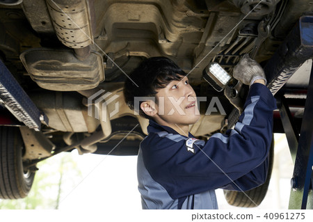 Part-time workshop 40961275