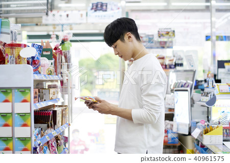 Life, convenience store Life, convenience store 40961575