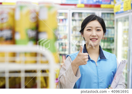 Part time, convenience store 40961691