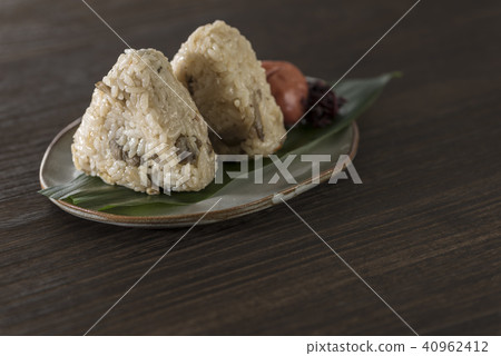 Chicken meat 40962412