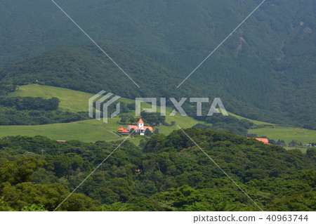 Narukino Farm as seen from a distant view Narukino Farm as seen from a distant view 40963744