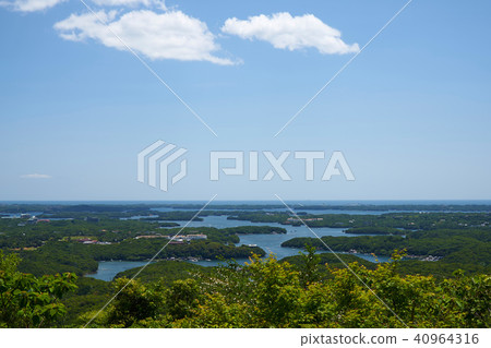 Ago Bay during the day 40964316