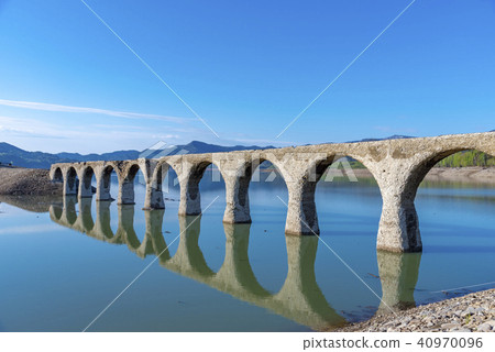 Hokkaido Tauschwetsu River bridge 40970096