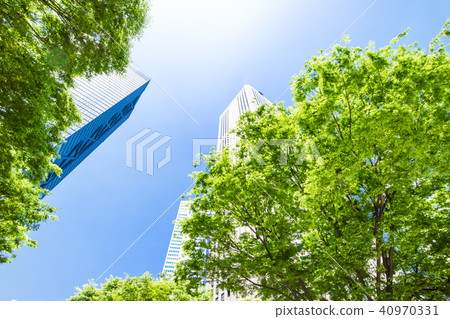 Landscape of many green office streets Landscape of many green office streets 40970331