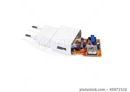 Broken charger white Broken charger white 40971528