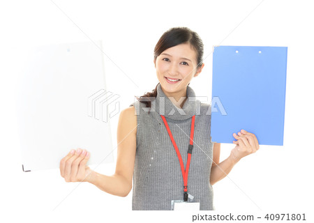 微笑的女商人 微笑的女商人 40971801