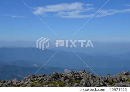 View from Tateshina mountain peak 40971913