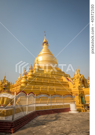 Golden stupa in Kuthodaw Pagoda in Mandalay 40972580