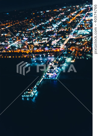 Aerial blurred view of the Santa Monica shoreline at night 40974766