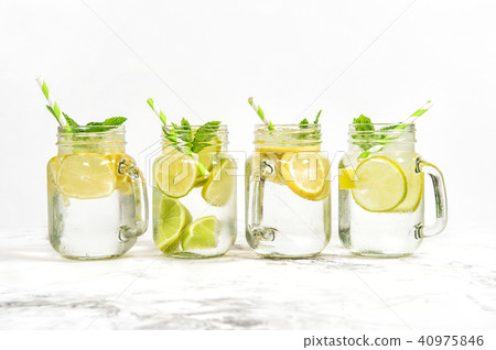 Fresh drink  lime lemon mint ice Cold summer  40975846