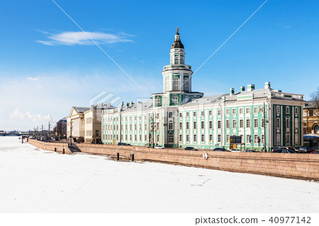 quay with Kunstkamera and Academy of Sciences 40977142