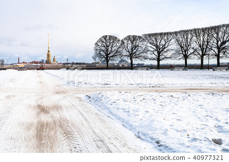 snowy garden on Spit of Vasilyevsky Island snowy garden on Spit of Vasilyevsky Island 40977321