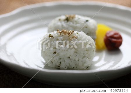 裙帶菜沒有Onigiri 40978334
