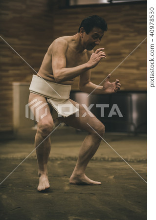 sumo, sumo wrestling, training 40978530