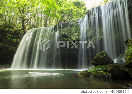 納布加拉瀑布 40980534